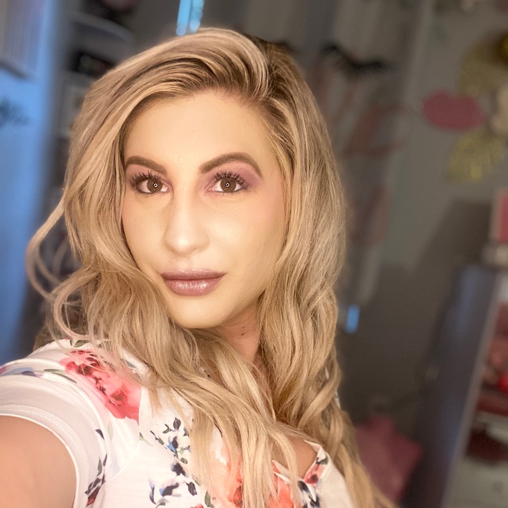 Meet your Posher, Jessica